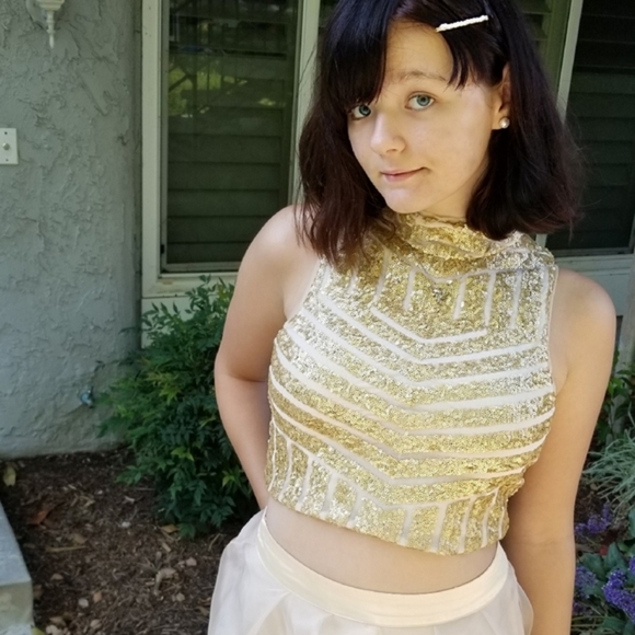 Social Code ✦ Champagne Skirt Set ✦ Sequin Halter Crop + Ruffle Chiffon High-Low - Picture 14 of 16